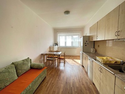 Квартира 2+kk в оренду, 54 м² (2 з 10)