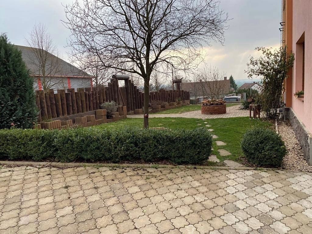 Pronájem bytu 2+kk 55 m² – fotografie 3