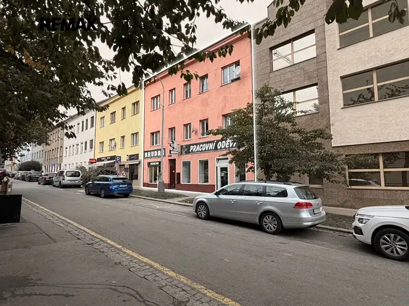 Pronájem bytu 2+kk 40 m², Praha – náhled fotky 2