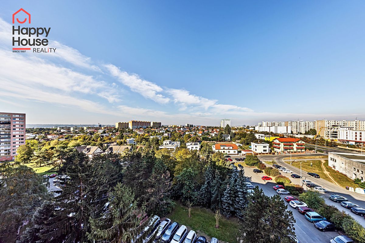 Pronájem bytu 2+kk 40 m² – fotografie 3