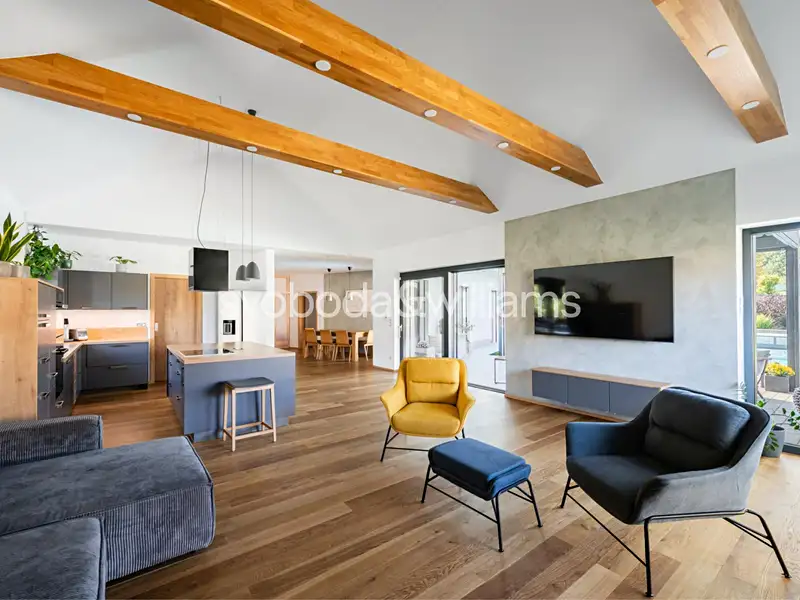 Prodej rodinného domu 179 m², pozemek 1169 m², Velké Popovice – náhled fotky 2