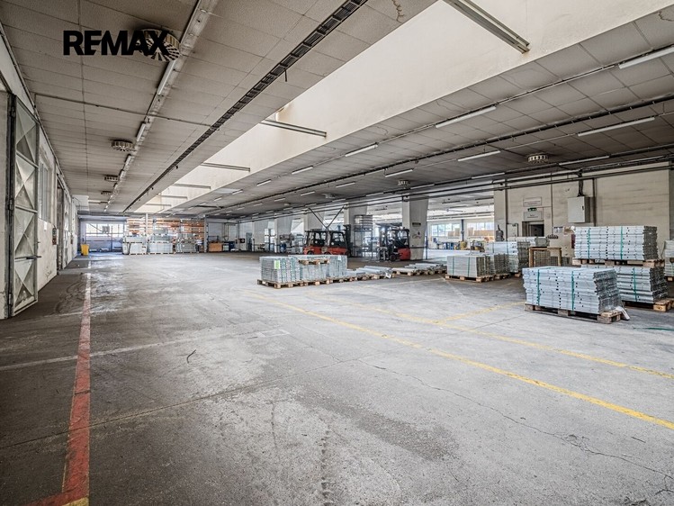 Prodej komerčního prostoru, 9 469 m² (10 z 27)