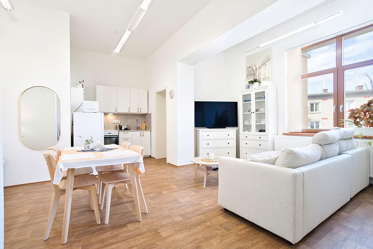 Pronájem bytu 1+kk 42 m²