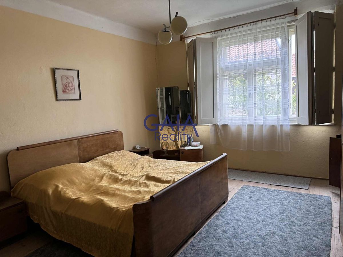Prodej rodinného domu 142 m², pozemek 1183 m² – fotografie 3