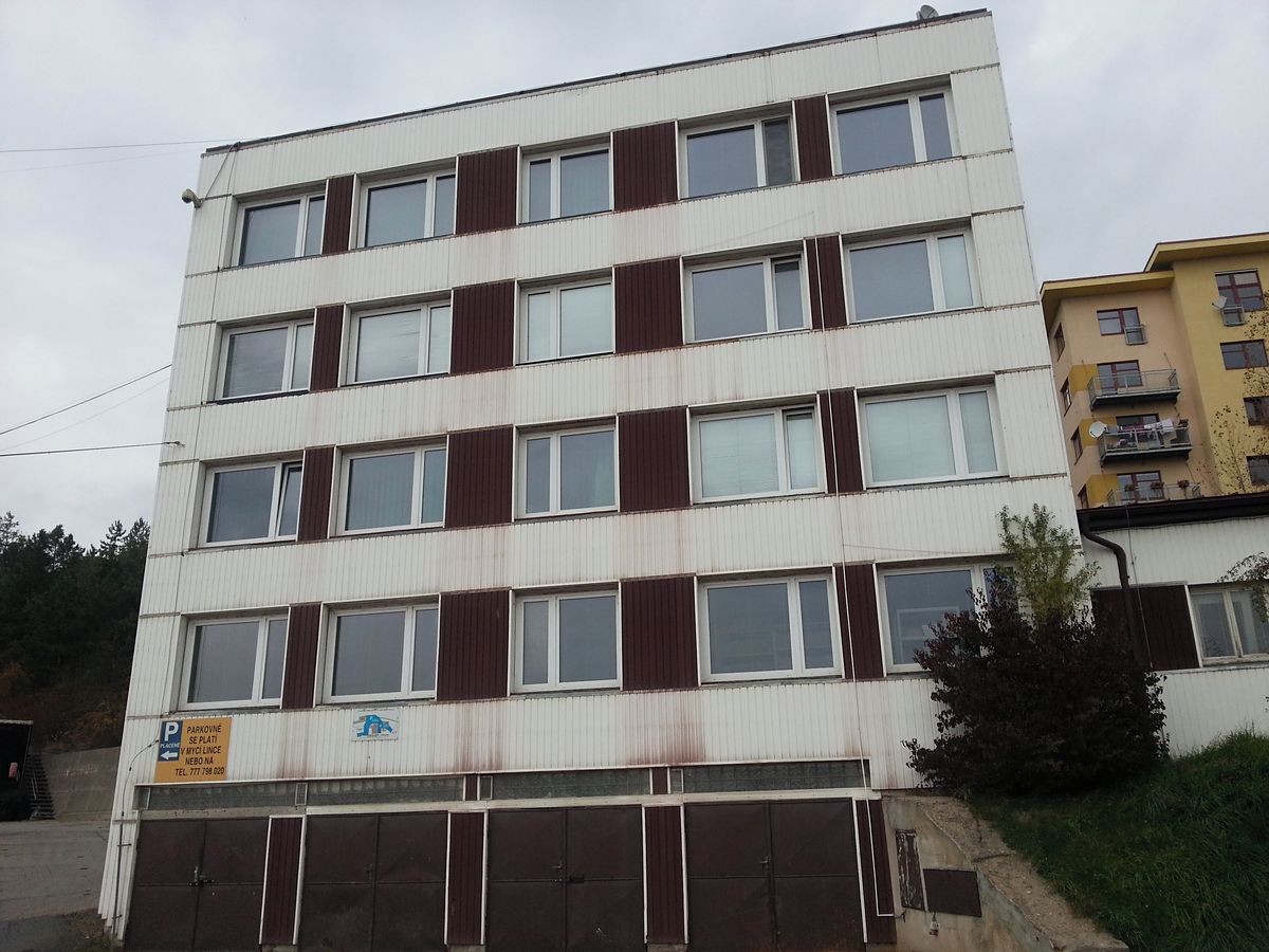 Pronájem bytu 2+kk 42 m² – fotografie 3