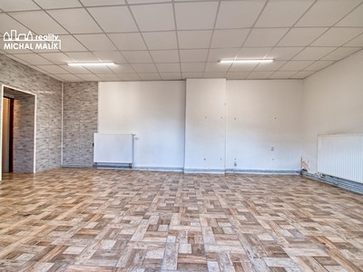 Pronájem komerčního prostoru, 47 m² (2 z 8)