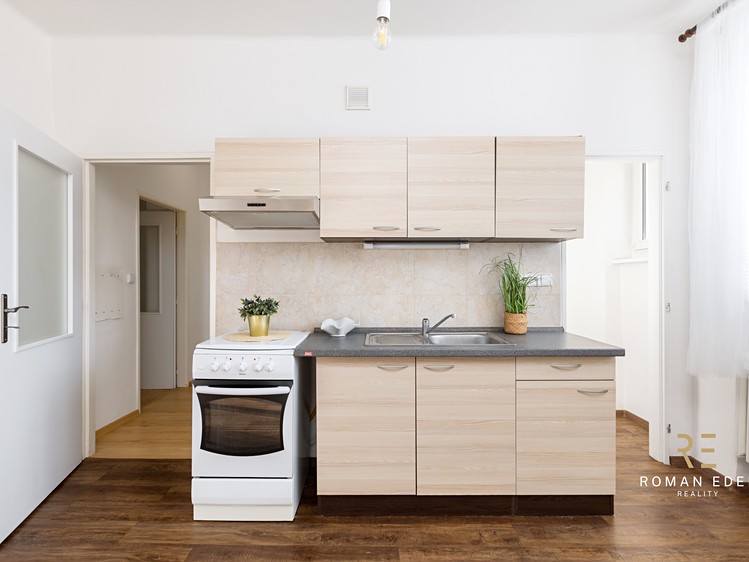 Prodej domu, 278 m² (9 z 68)
