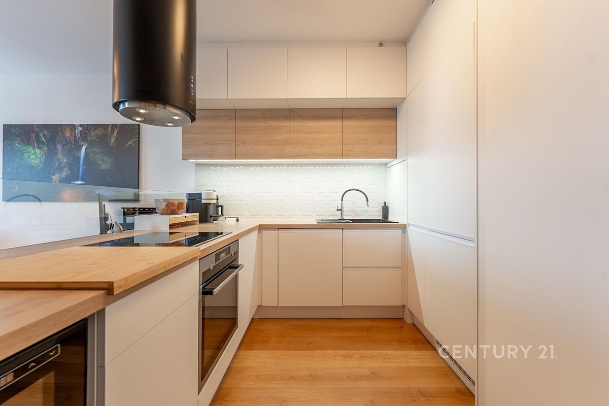 Prodej bytu 4+kk 93 m² – fotografie 3