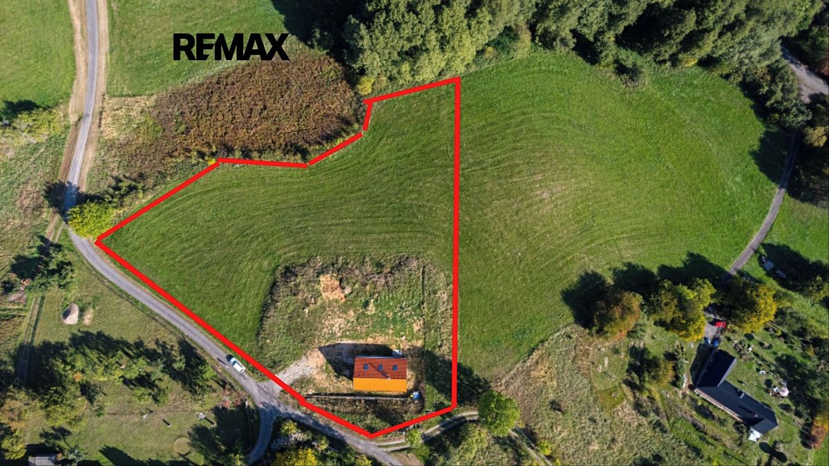 Pronájem rodinného domu 142 m², pozemek 99 m² – fotografie 2
