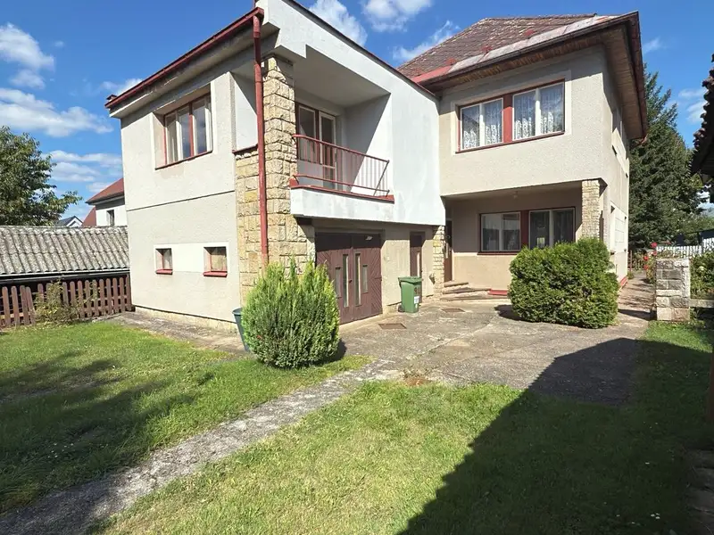 Prodej rodinného domu 170 m², pozemek 723 m², Nová Paka – náhled fotky 2