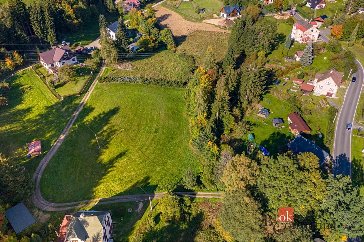 Prodej stavebního pozemku 3593 m²