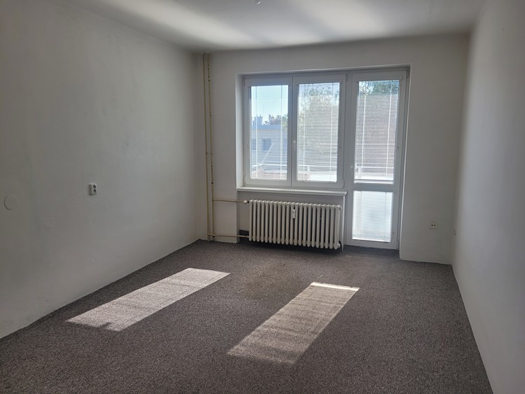 Prodej bytu 3+1, 65 m² (2 z 8)