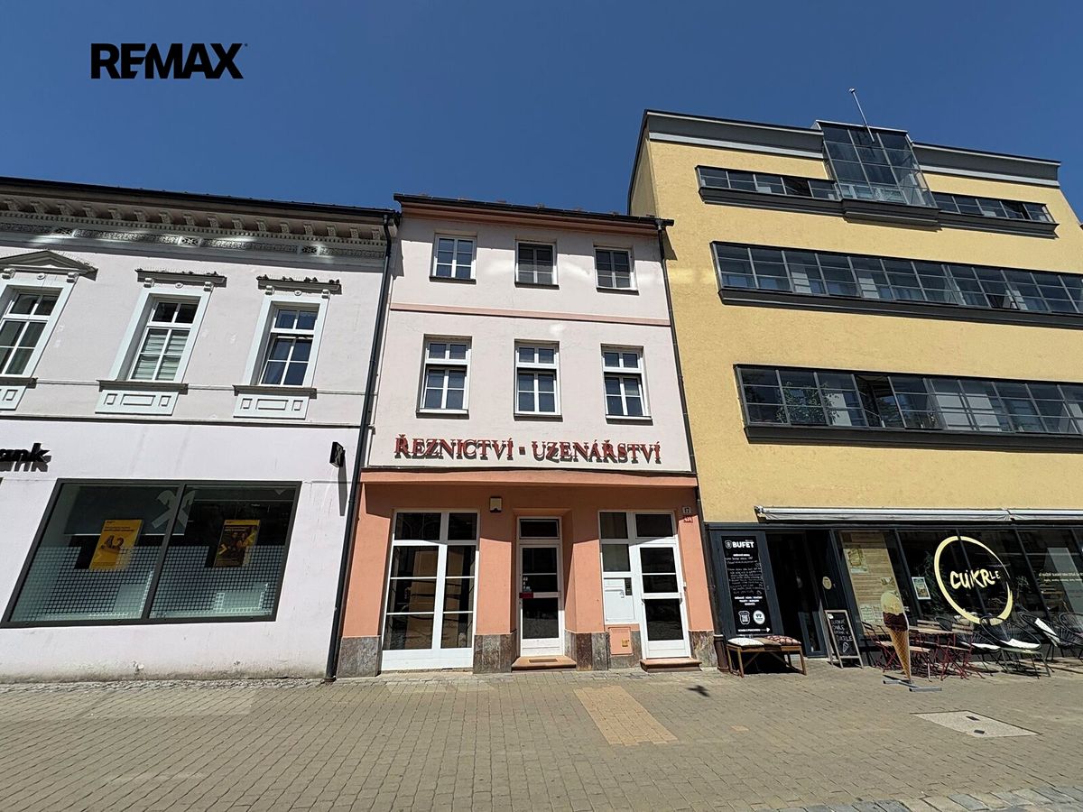 Pronájem bytu 3+kk 82 m²