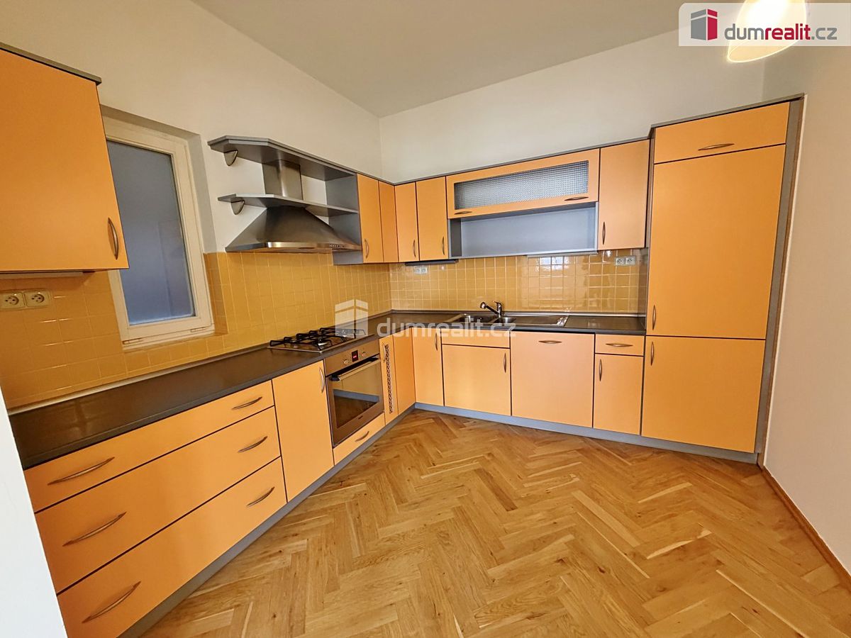 Pronájem bytu 2+kk 84 m², Praha – fotka 1 z 3