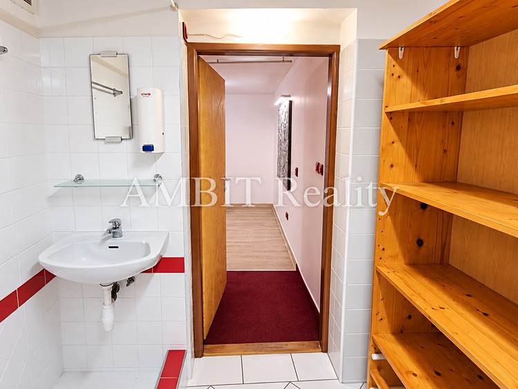 Комерційне приміщення в оренду, 60 м² (19 з 24)