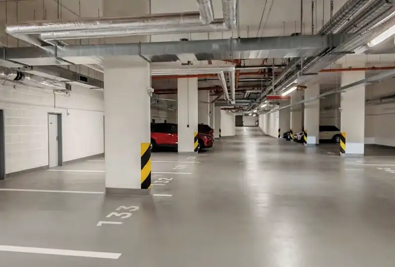 Pronájem garážového stání 15 m², Praha – náhled fotky 2