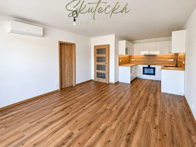 Pronájem bytu 3+kk 67 m², Hodonín – náhled fotky 1