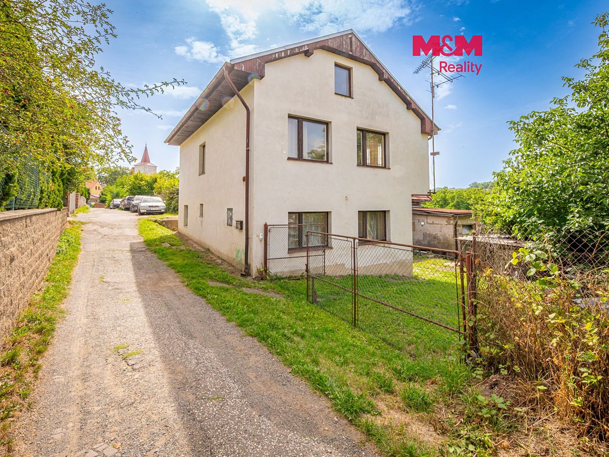 Prodej rodinného domu 140 m², pozemek 694 m², Jílové u Prahy – fotka 1 z 3
