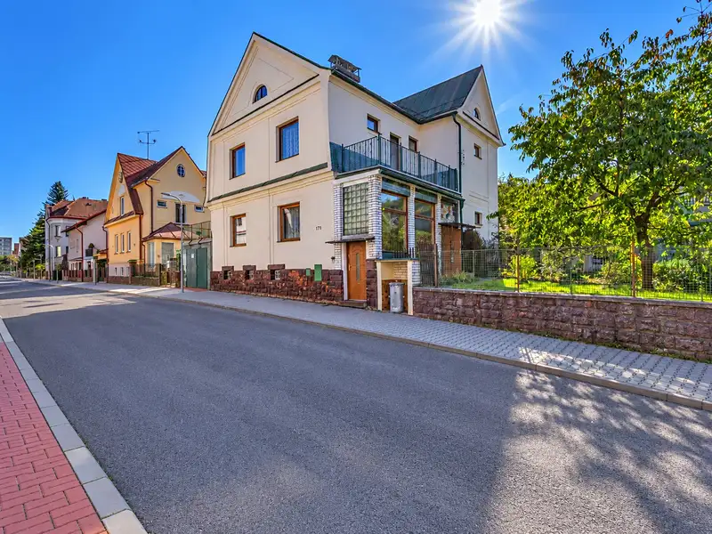 Prodej vily, 170 m², Trutnov