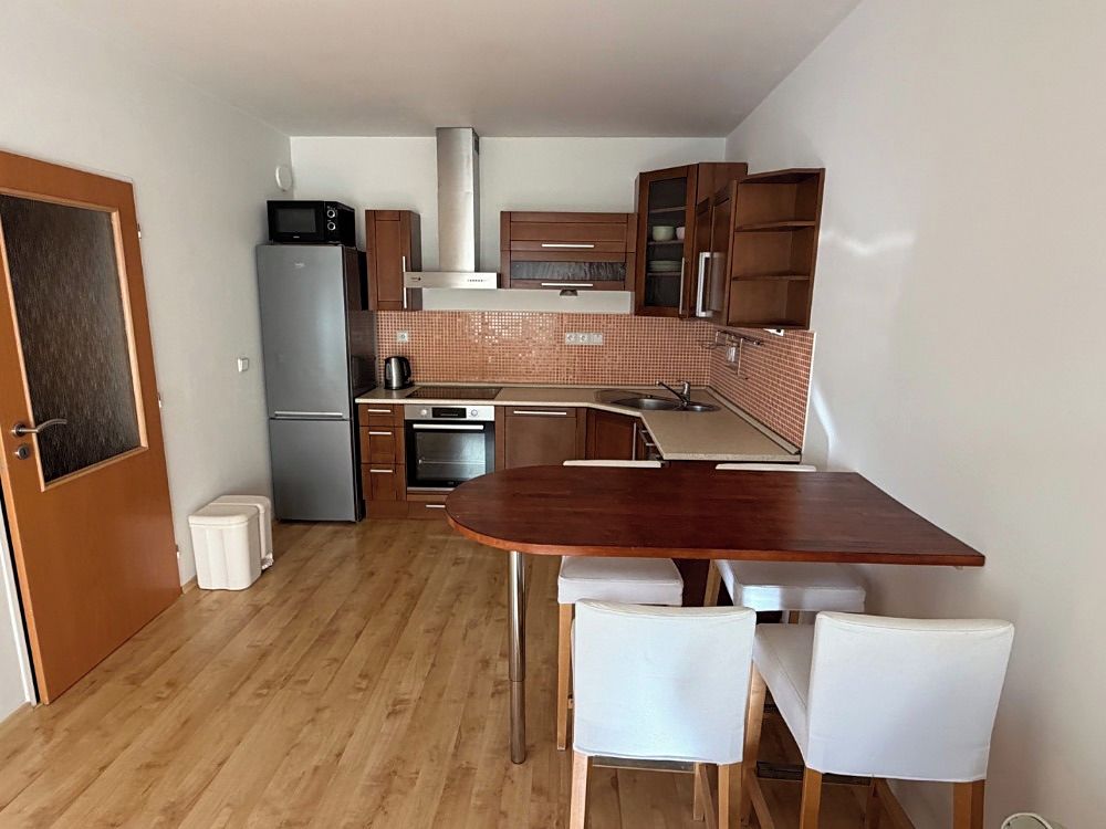 Pronájem bytu 2+kk 45 m² – fotografie 4