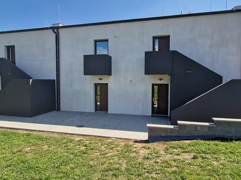 Pronájem bytu 2+kk 61 m², Dačice – náhled fotky 1