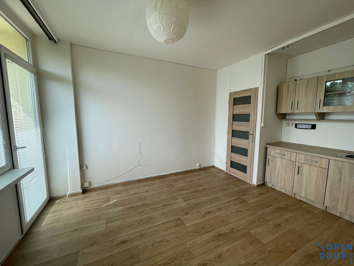 Pronájem bytu 1+kk 24 m², Litvínov – fotka 1 z 3