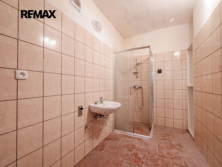 Будинок на продаж, 230 м² (22 з 44)