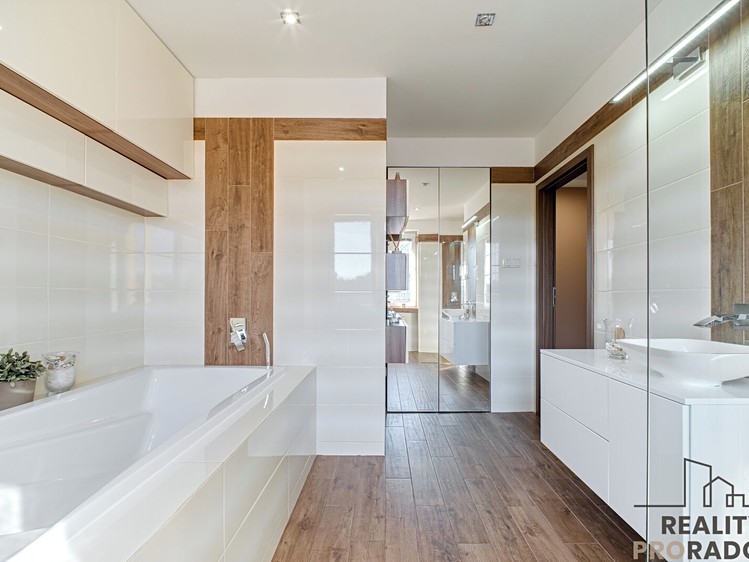 Квартира 2+kk на продаж, 79 м² (12 з 45)