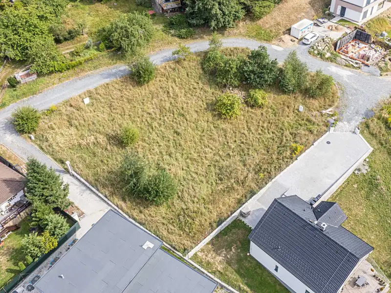 Prodej stavebního pozemku 1200 m², Mnichovice – náhled fotky 1