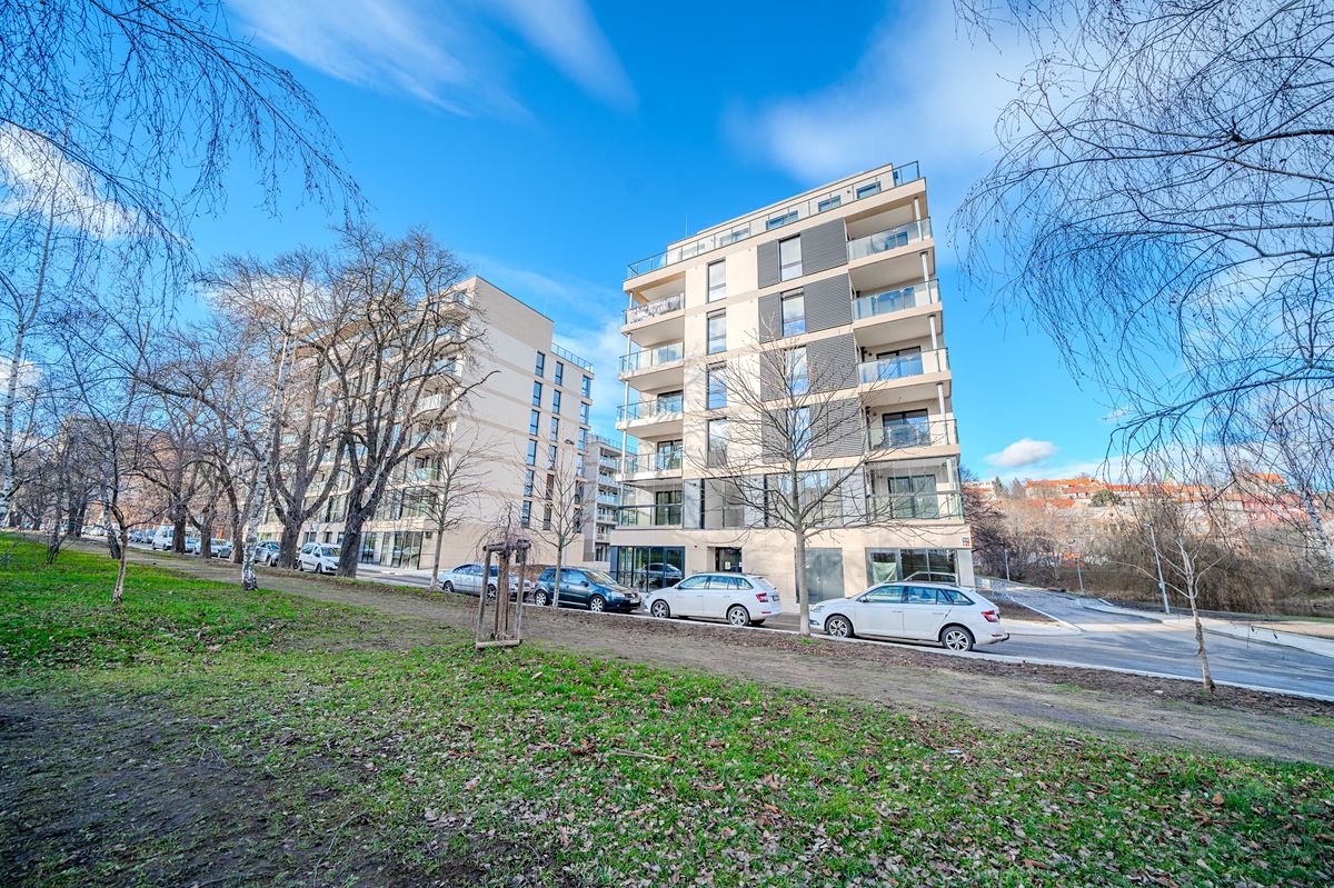 Prodej obchodního prostoru 42 m², Praha – fotka 1 z 3