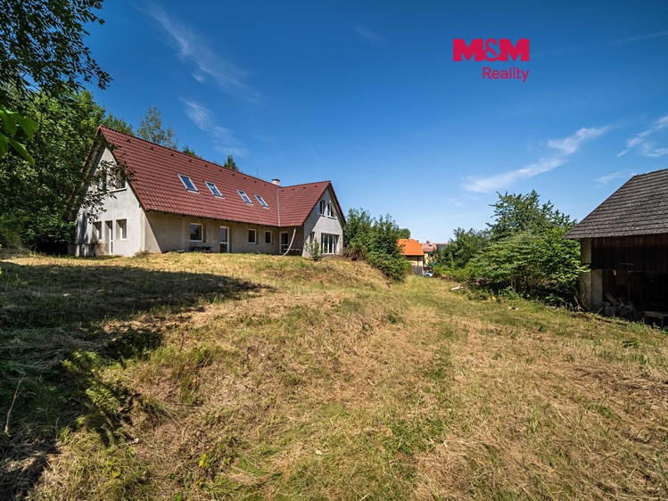 Haus zum Kauf, 234 m² (1 von 30)