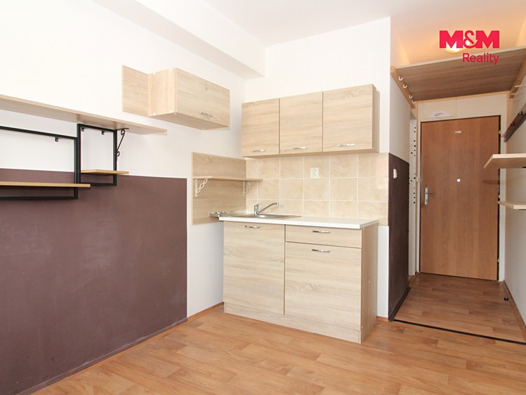 Pronájem nemovitosti, 12 m² (6 z 6)