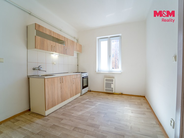 Pronájem bytu 1+1, 37 m² (2 z 14)