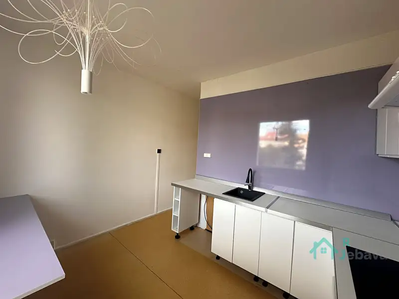 Pronájem bytu 3+1 75 m², Chrudim – náhled fotky 2
