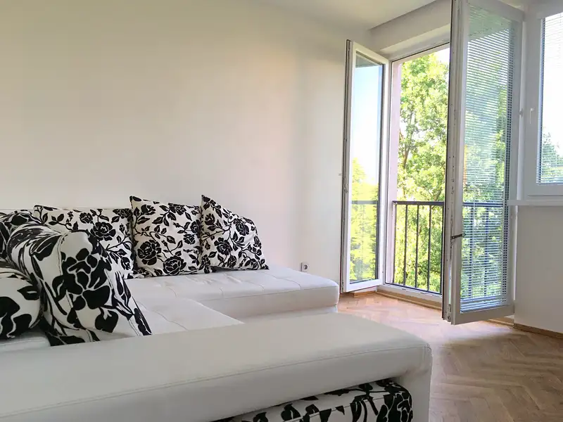 Pronájem bytu 2+kk 49 m², Praha – náhled fotky 1