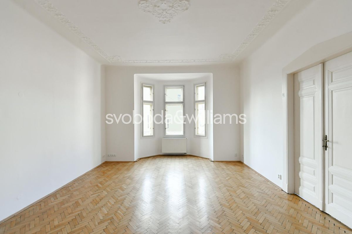 Pronájem bytu 3+1 114 m², Praha – fotka 1 z 3