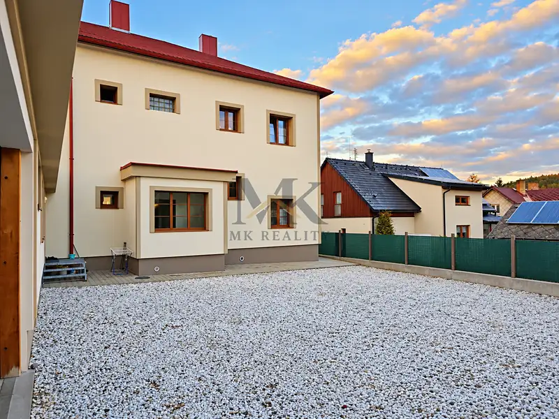 Pronájem bytu 1+kk 30 m², Zdíkov – náhled fotky 1
