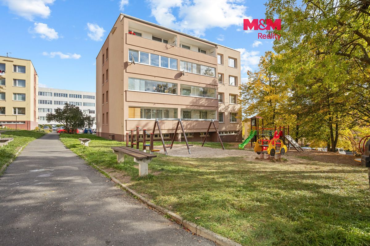 Prodej bytu 1+kk 35 m², Slaný – fotka 1 z 3