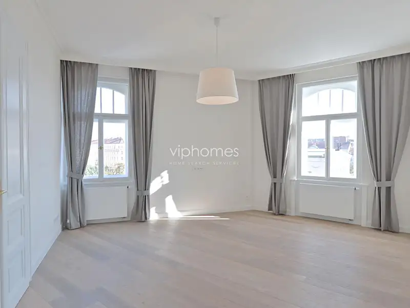 Pronájem bytu 3+kk 137 m², Praha – náhled fotky 1