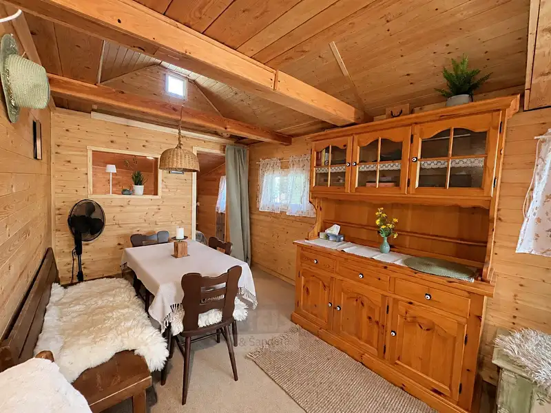 Prodej chaty 28 m², pozemek 223 m², Boršov nad Vltavou – náhled fotky 3