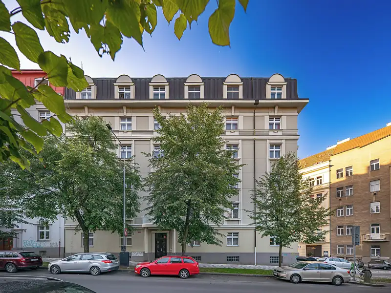 Prodej bytu 3+1 100 m², Praha – náhled fotky 3