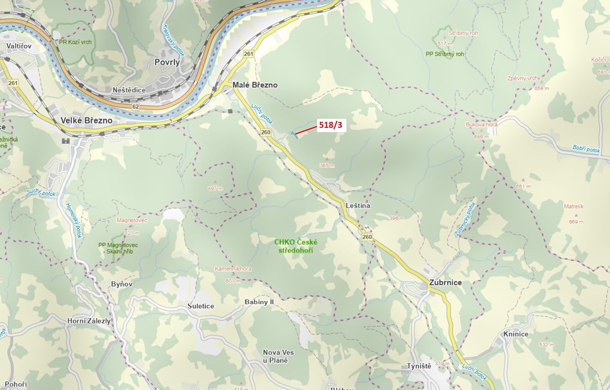 Dražba lesa 2232 m², Malé Březno – fotka 1 z 3