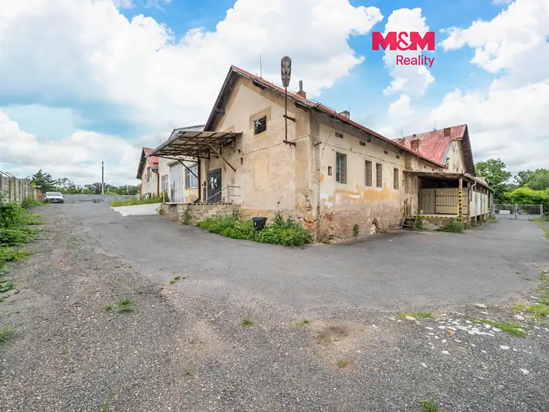 Pronájem skladového prostoru 205 m², Štěnovice – náhled fotky 1