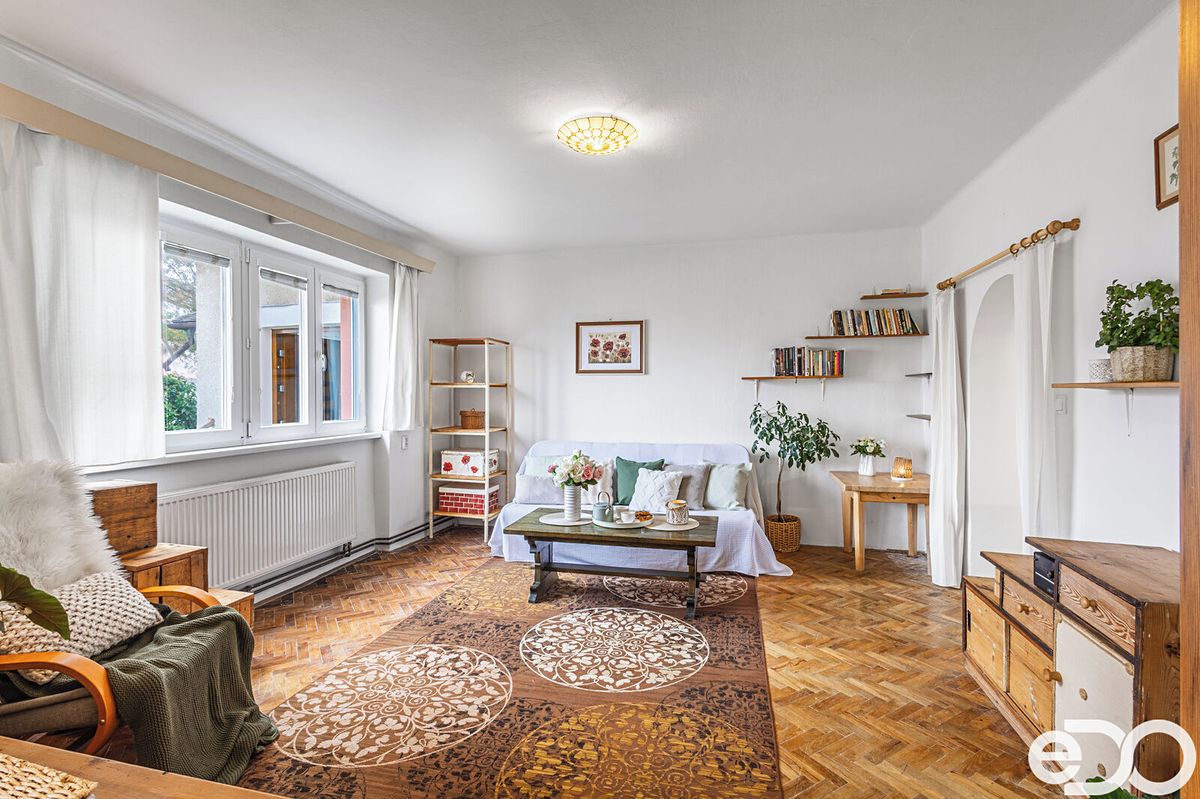 Prodej rodinného domu 165 m², pozemek 662 m² – fotografie 4