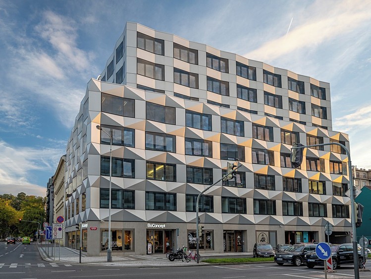 Gewerbefläche zur Miete, 458 m² (1 von 10)