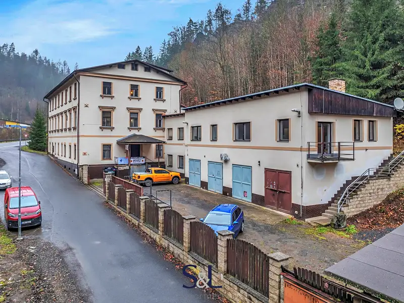 Prodej výrobní haly, prostoru 2098 m², Železný Brod – náhled fotky 1