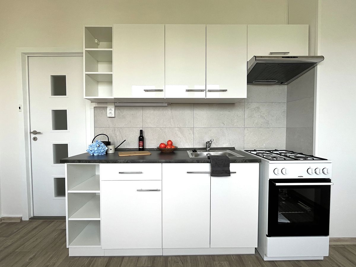 Pronájem bytu 3+1 72 m², Česká Lípa – fotka 1 z 3