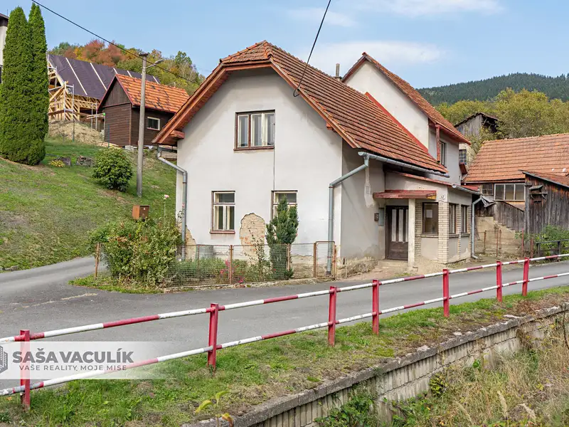 Prodej rodinného domu 114 m², pozemek 462 m², Lužná – náhled fotky 1
