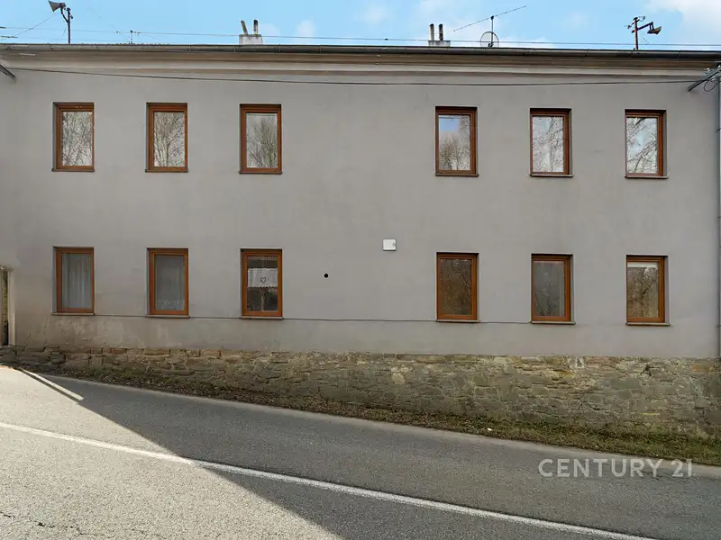 Prodej vícegeneračního domu 220 m², pozemek 596 m², Oslavany – Padochov, okres Brno-venkov