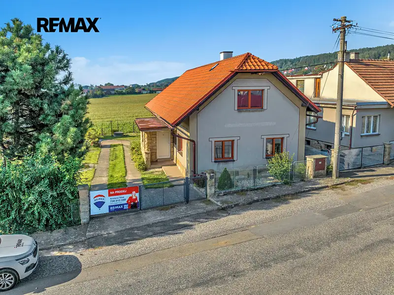 Prodej rodinného domu 212 m², pozemek 703 m², Podhorní Újezd a Vojice – náhled fotky 2